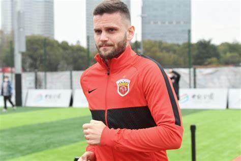 1621683720640012216.jpg OIP (1).jpg